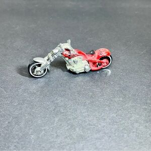 Hot Wheels 2009 OCC‎ Splitback Motorcycle RED Model #9 Snowflake Card 1:64 Scale